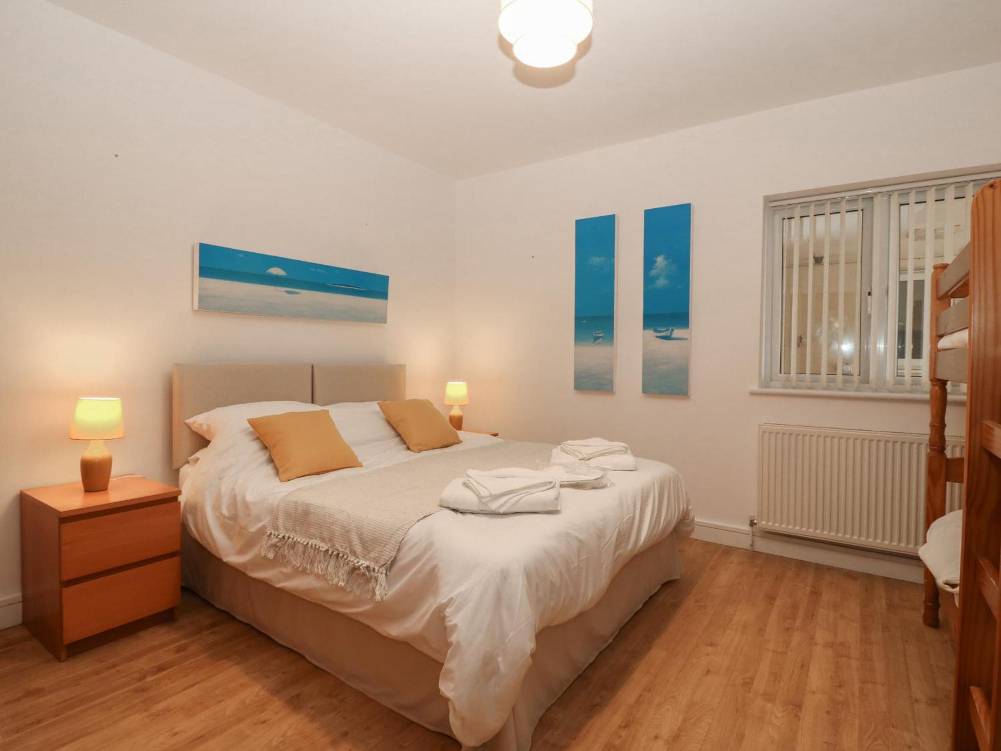 6 West End Point Apartment Pwllheli Bagian luar foto