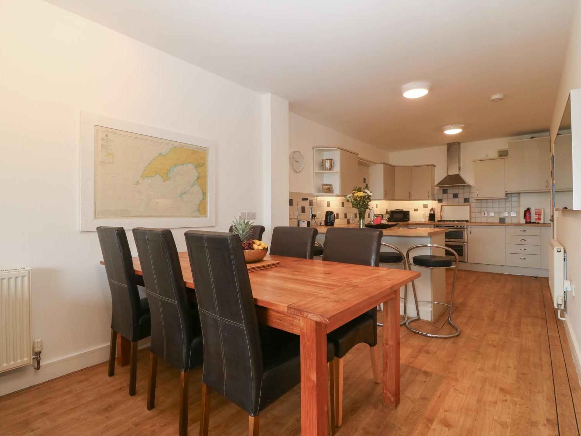 6 West End Point Apartment Pwllheli Bagian luar foto